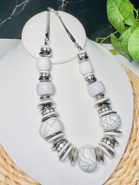Chunky White Crackle Beaded Clear Pavé Rhinestone Silver Tone Vintage Necklace